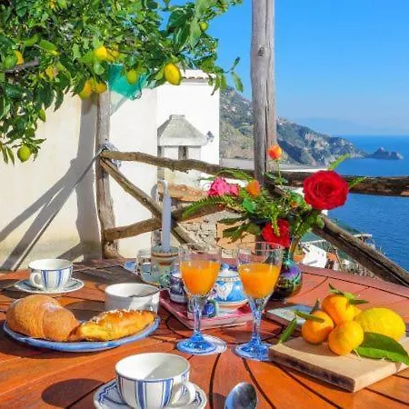 Appartement Sleeps 2 T721483 Praiano