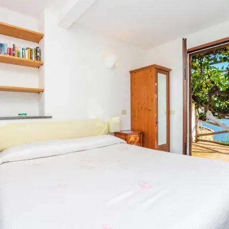 Appartement Sleeps 2 T721483 Praiano