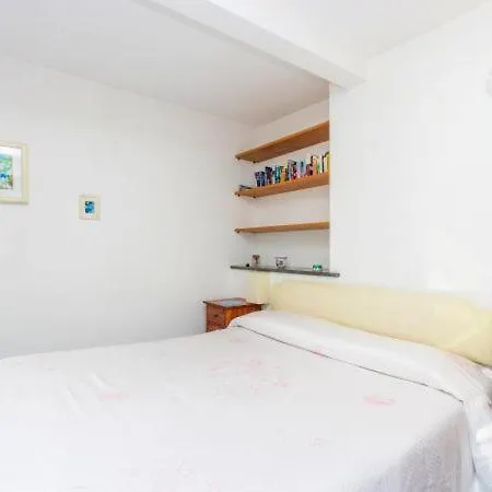 Sleeps 2 T721483 Praiano